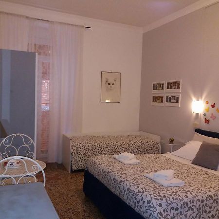 Argentina House Bed & Breakfast Genoa Ngoại thất bức ảnh