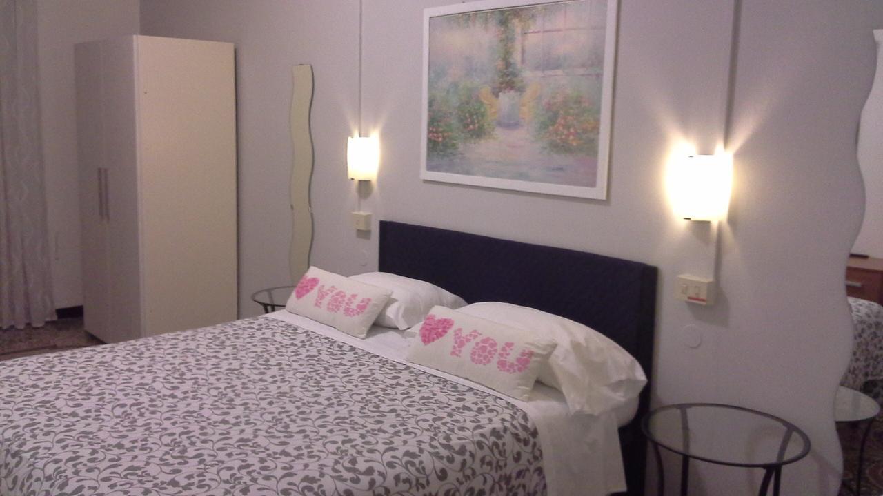 Argentina House Bed & Breakfast Genoa Ngoại thất bức ảnh