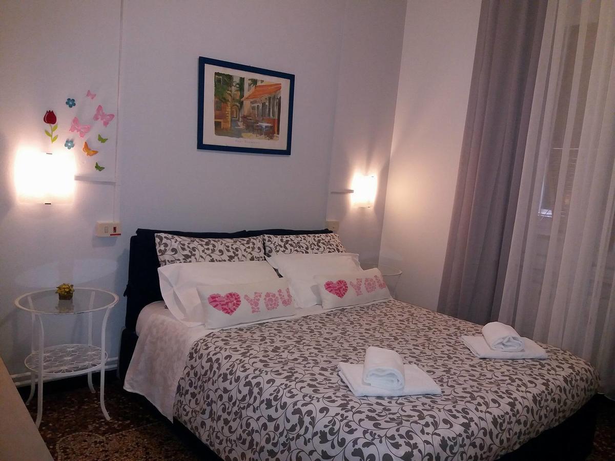 Argentina House Bed & Breakfast Genoa Ngoại thất bức ảnh